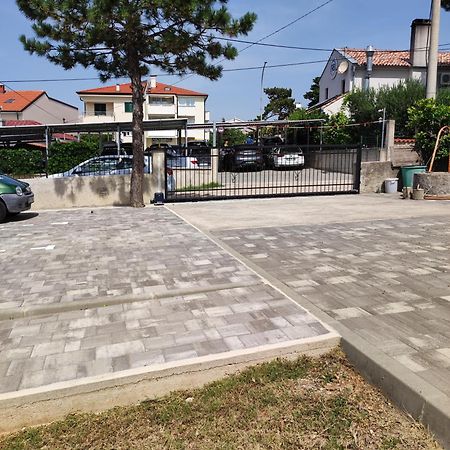 Apartments Krstulja Baška Exterior foto
