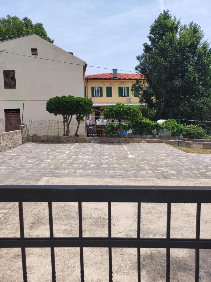 Apartments Krstulja Baška Exterior foto